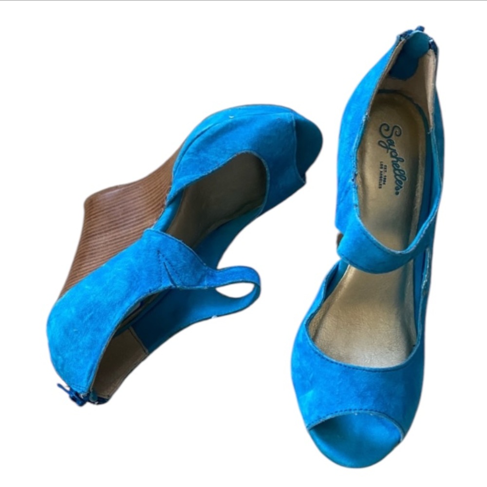 Seychelles Turquoise Suede Peep Toe Wedge